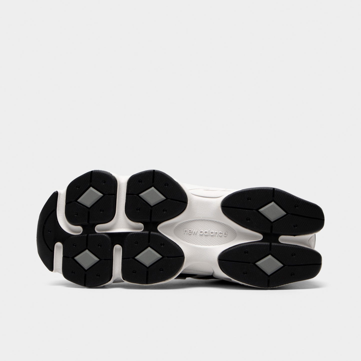 New Balance Juniors' 9060 Black / Reflection