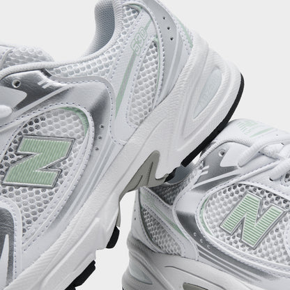 New Balance Juniors' 530 White / Silver