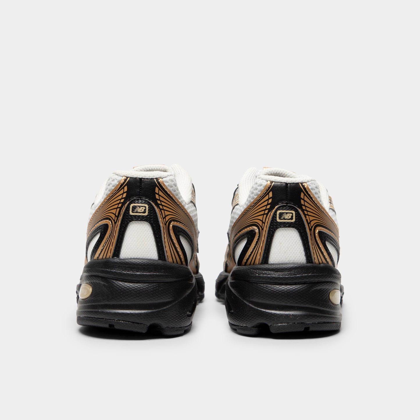 New Balance Junior 740 Sel de Mer / Noir - Or métallique