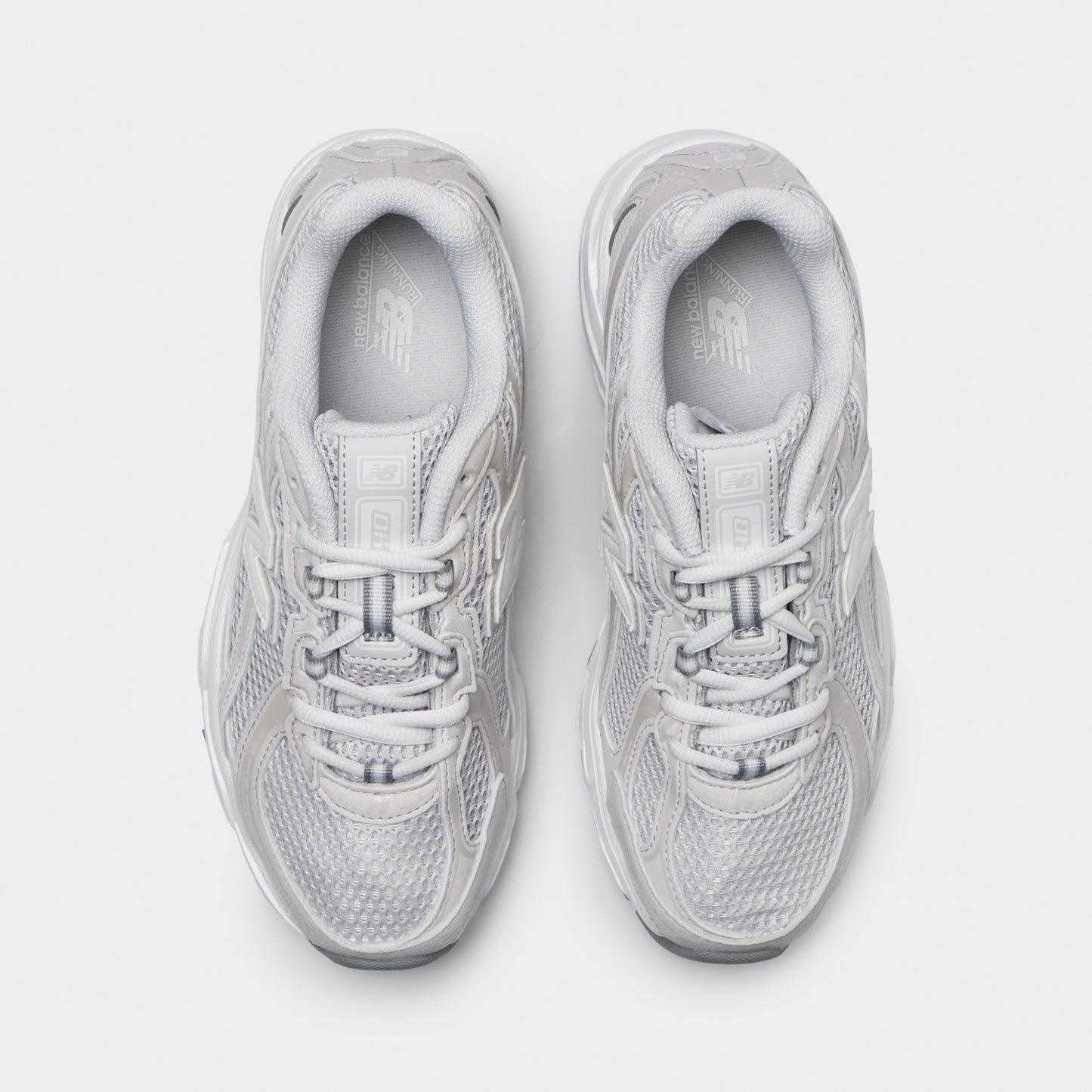 New Balance Juniors' 740 Grey Matter / White