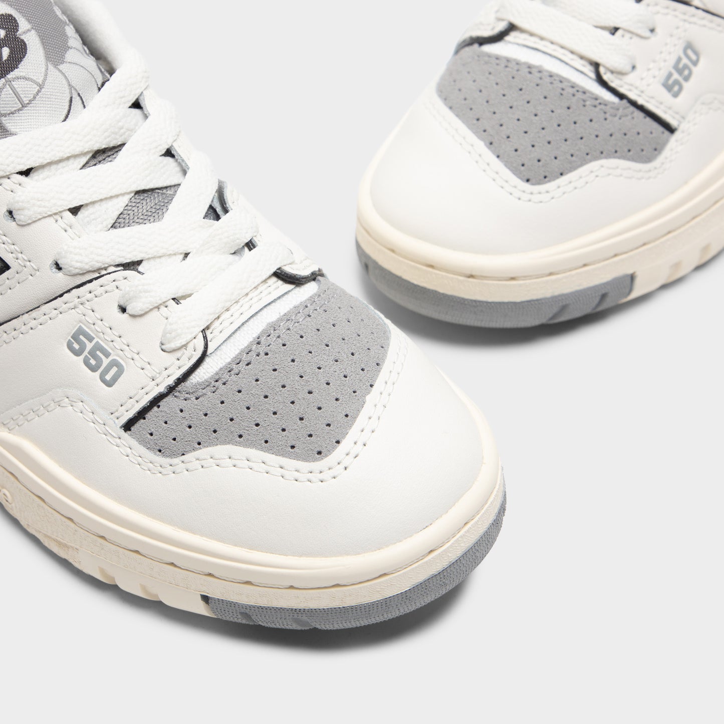 New Balance Juniors' 550 White / Grey