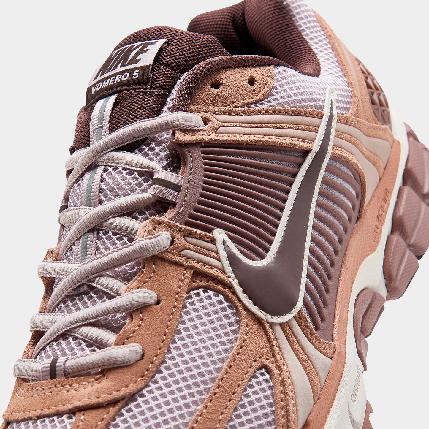 Nike Zoom Vomero 5 Terra Blush / Hearth - Sanddrift