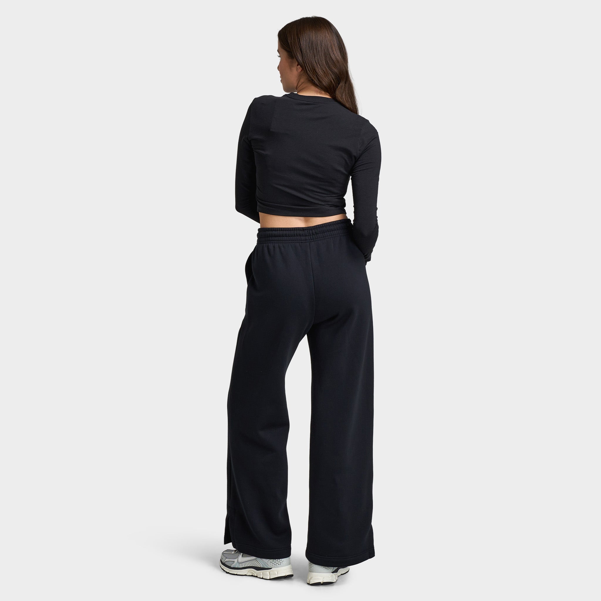 Nike Sporstwear Women's Chill Knit Long Sleeve Crop Black / Sail