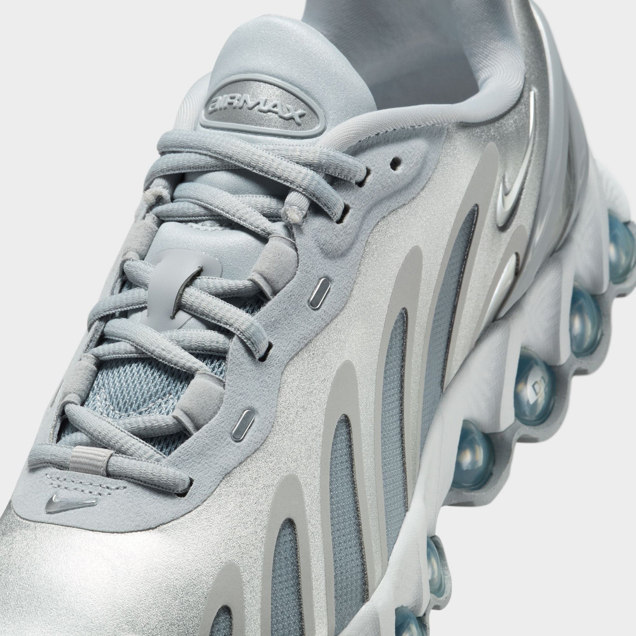 Nike Women's Air Max DN8 Wolf Grey / Metallic Silver - Off White