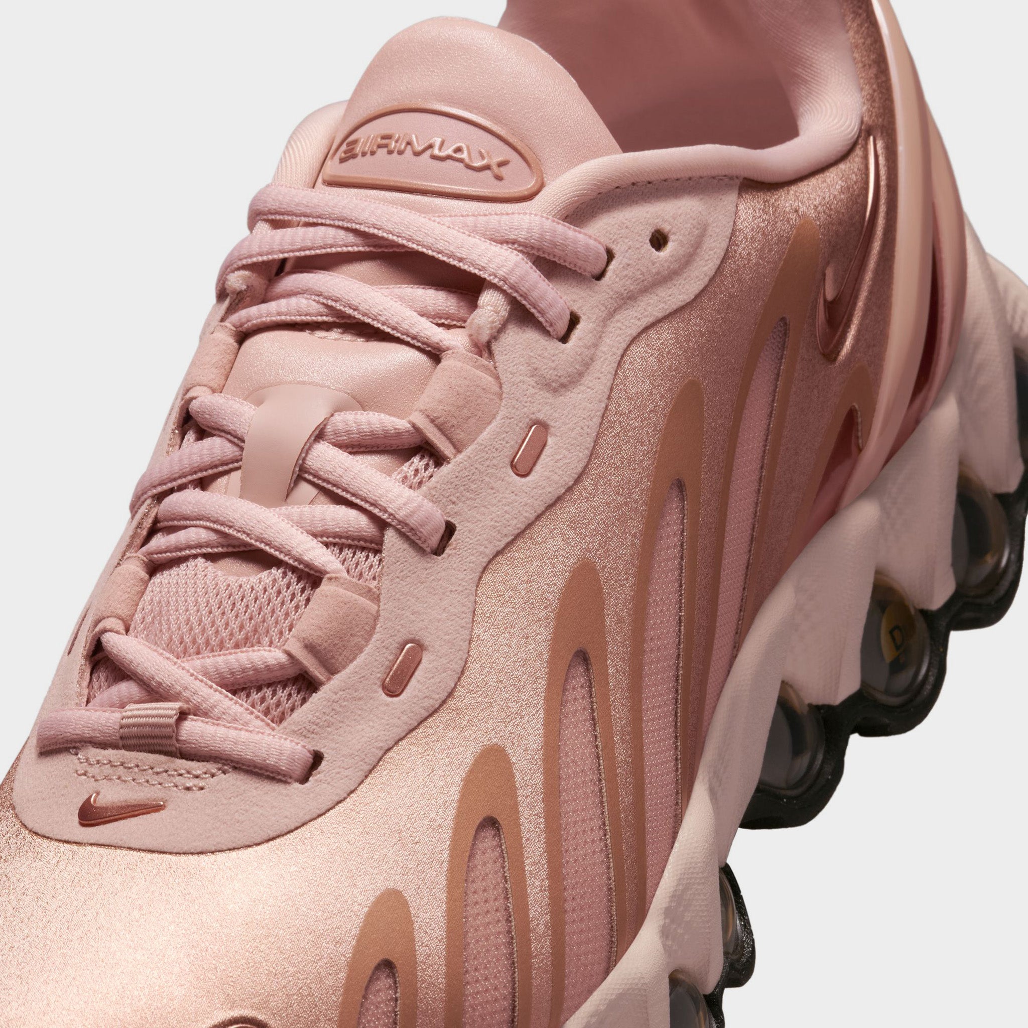 Nike Women's Air Max Dn8 Metallic Red Bronze / Black - Particle