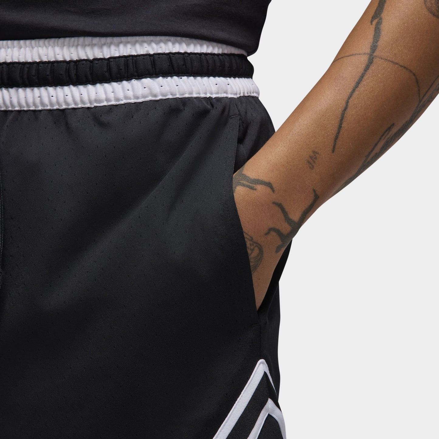 Jordan Dri-FIT Mesh Diamond Shorts Black / White - White