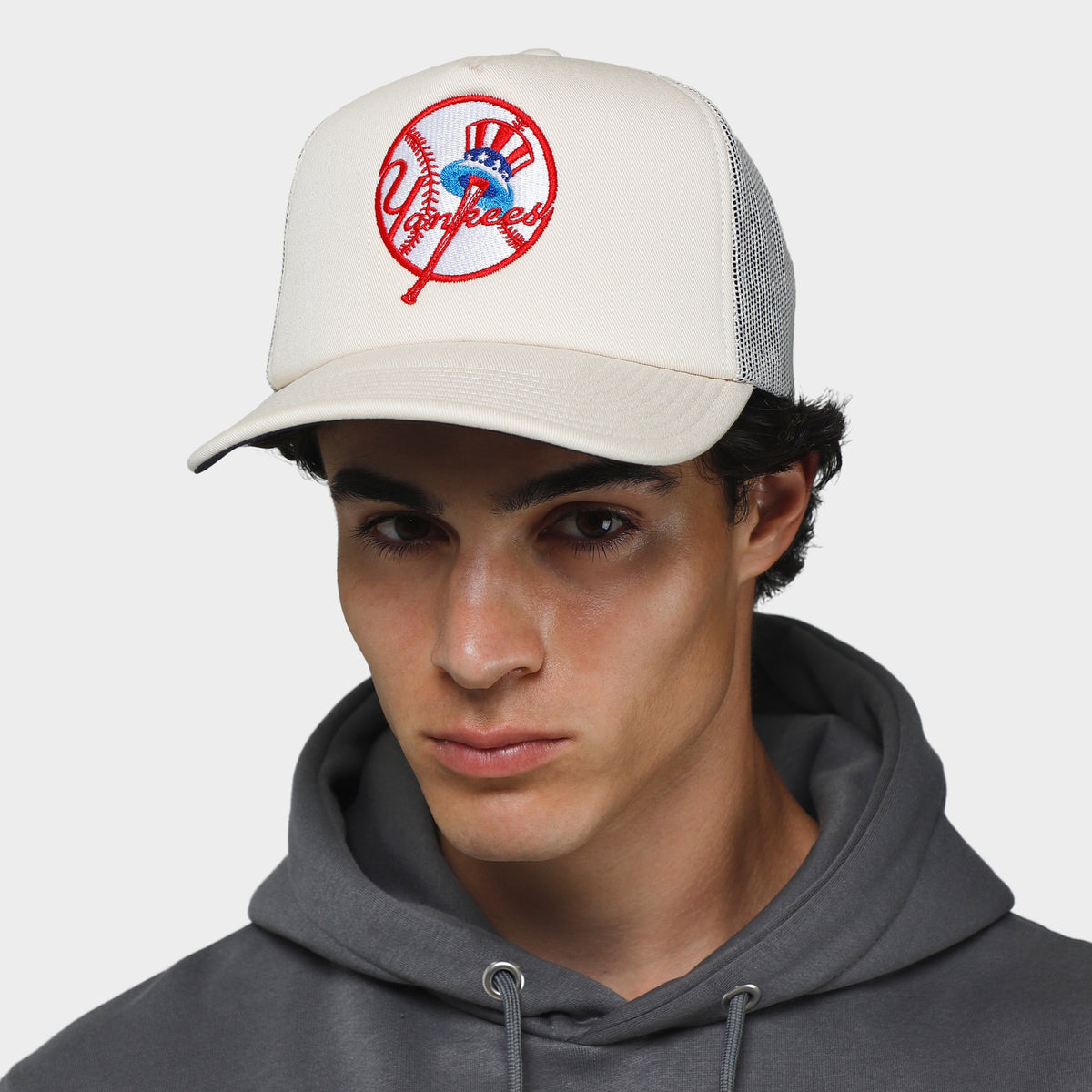 Mitchell & Ness New York Yankees Evergreen Trucker Coop / Khaki JD Sports