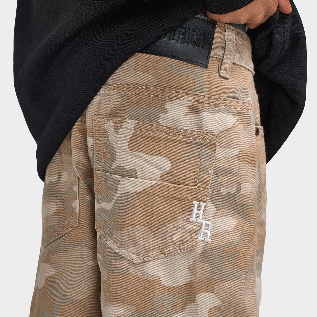 Hoodrich Juniors' Void Straight Fit Jeans / Light Camo
