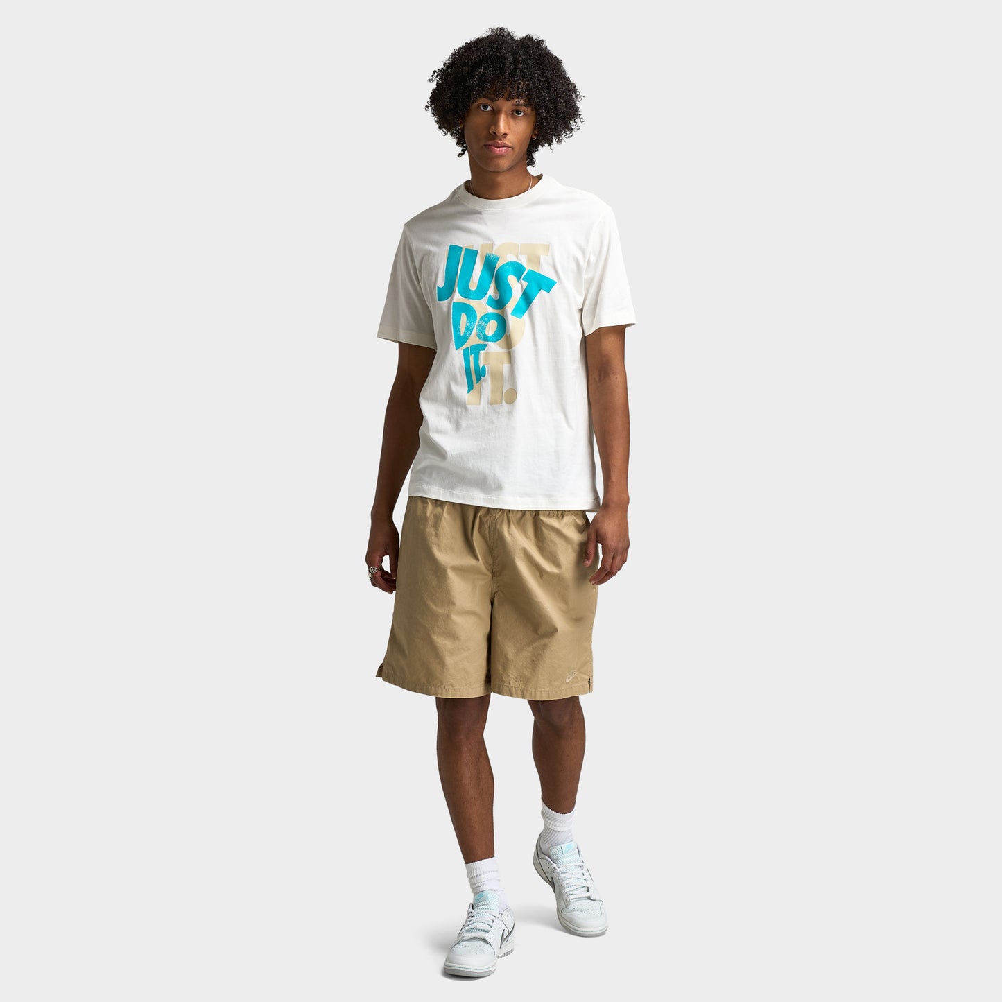 Nike Sportswear Just Do It Graphique T-Shirt / Sail