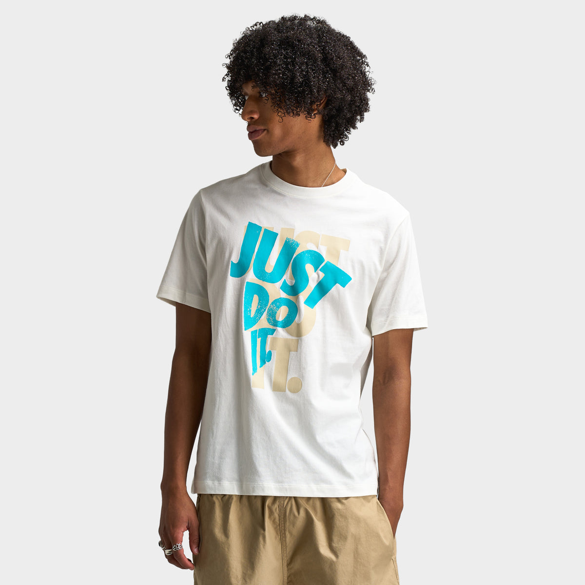 Nike Sportswear Just Do It Graphic T-Shirt Sail – JD Sports