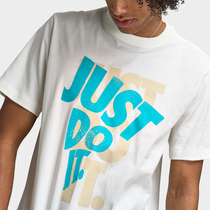 Nike Sportswear Just Do It Graphique T-Shirt / Sail
