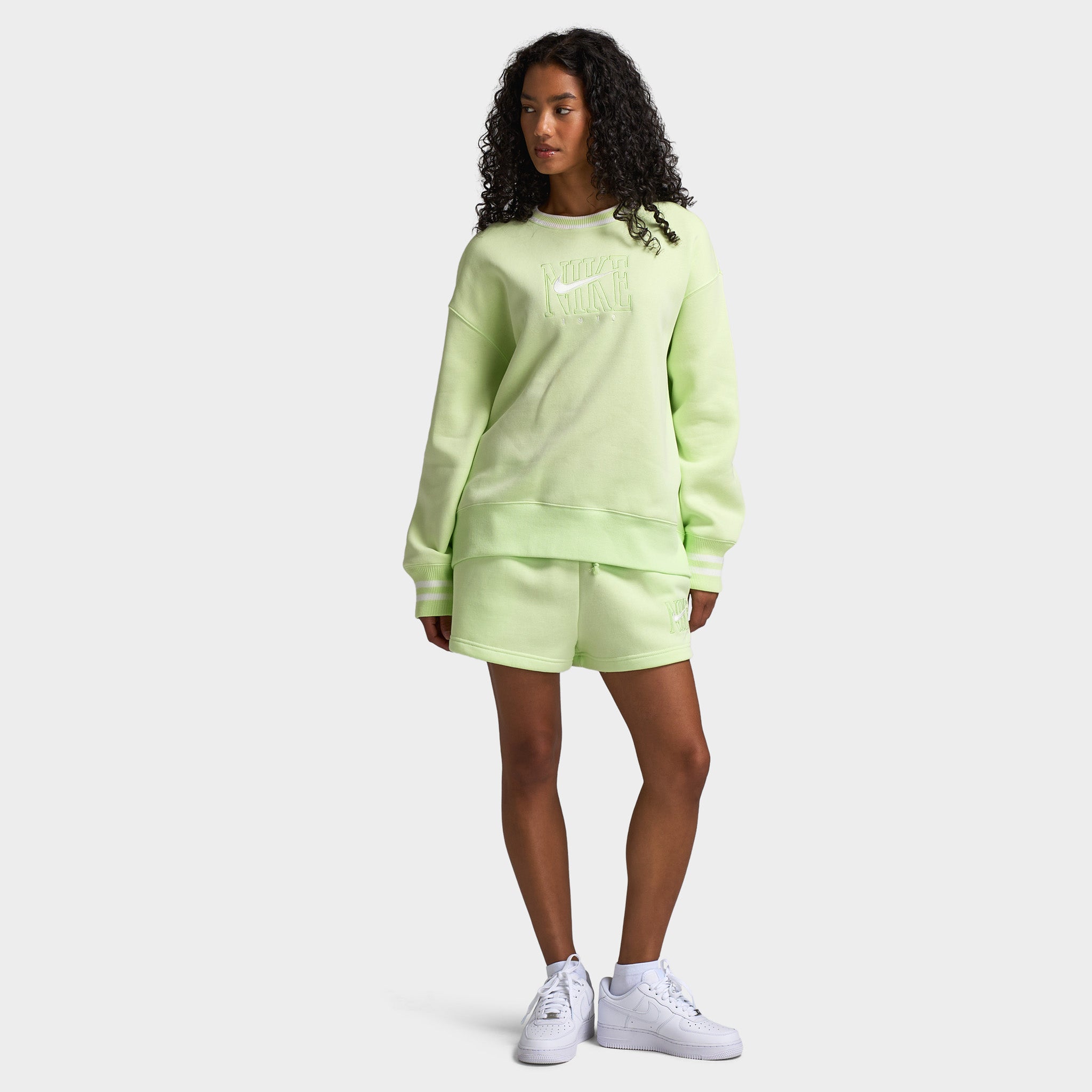 Nike Sportswear Women's Phoenix Fleece Oversized Graphic Crewneck