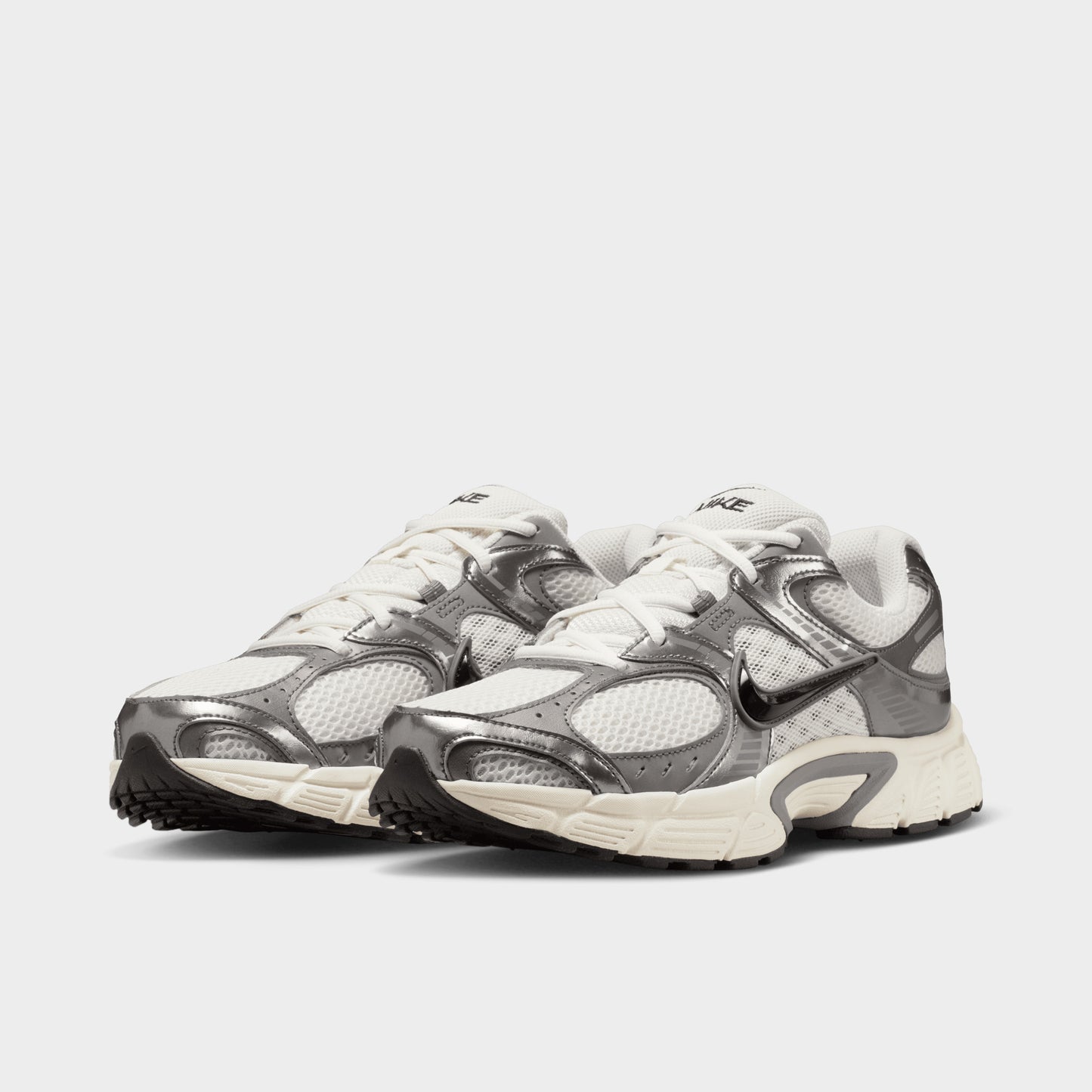 Nike V5 RNR Phantom / Black - Pencil Point
