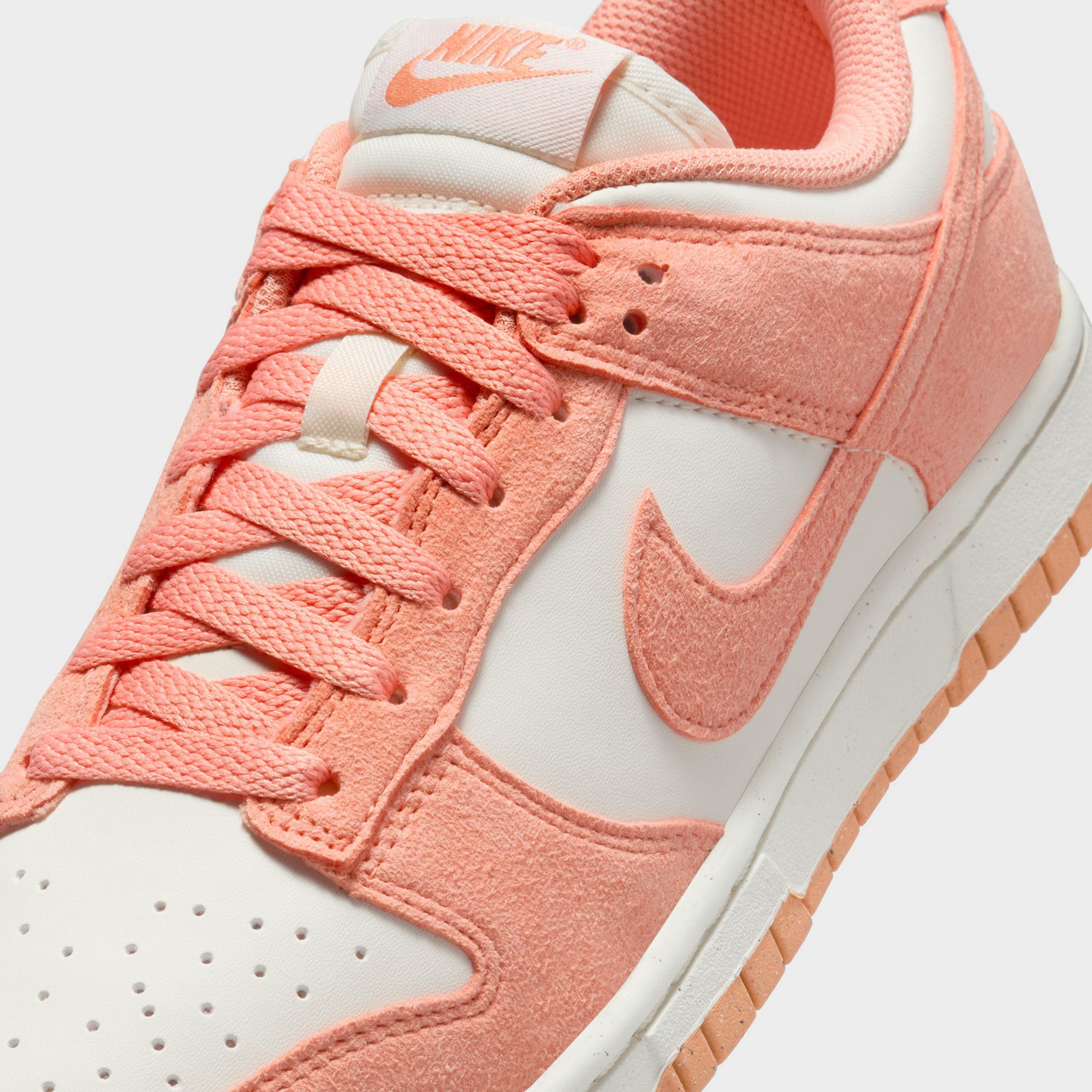 nike dunk apricot