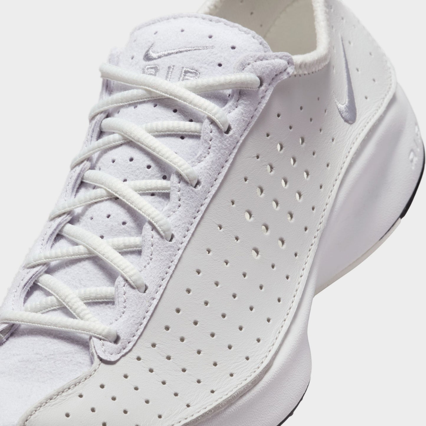 Nike Women's Air Superfly White / Metallic Silver - Black