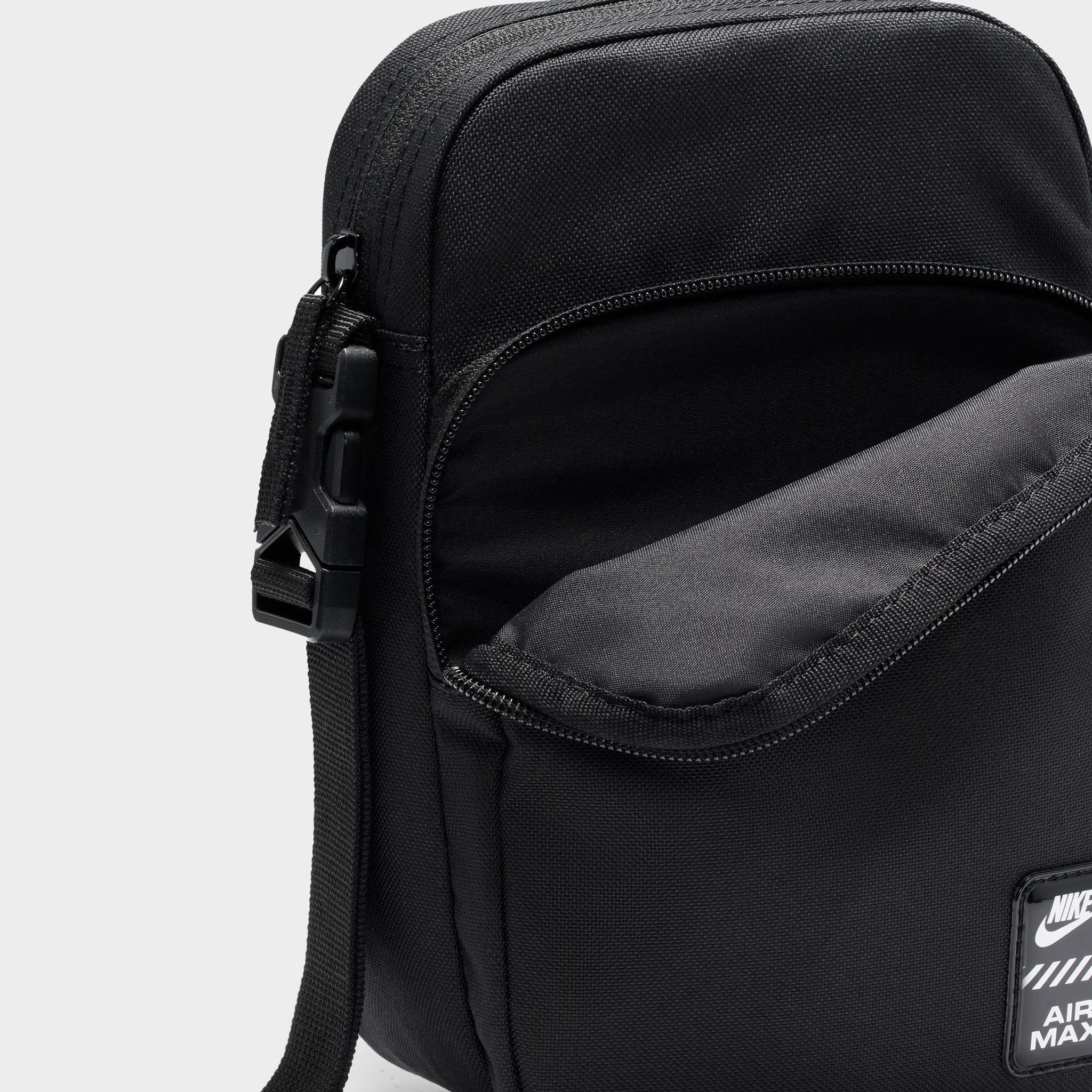 Nike Air Max Heritage Crossbody Bag / Black – JD Sports
