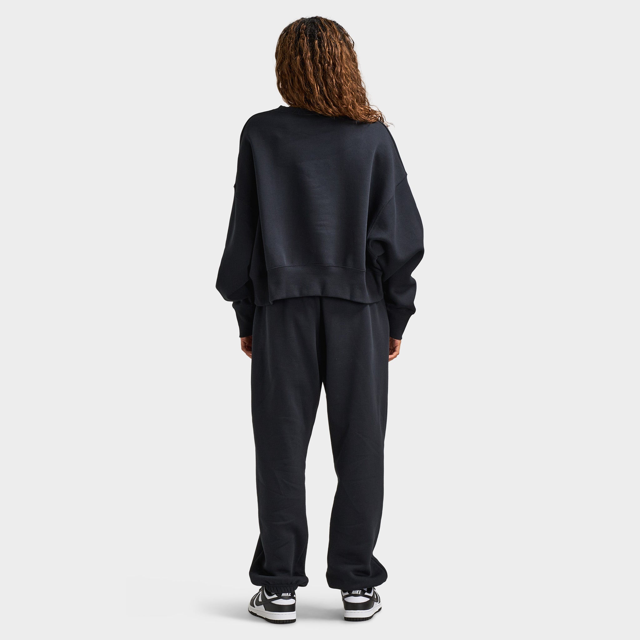 Nike Women's Phoenix Over-Oversized Crewneck Heritage Black