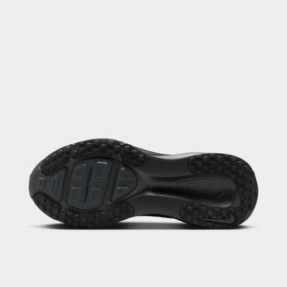 Nike Vomero 18 Black / Black - Dark Smoke Grey