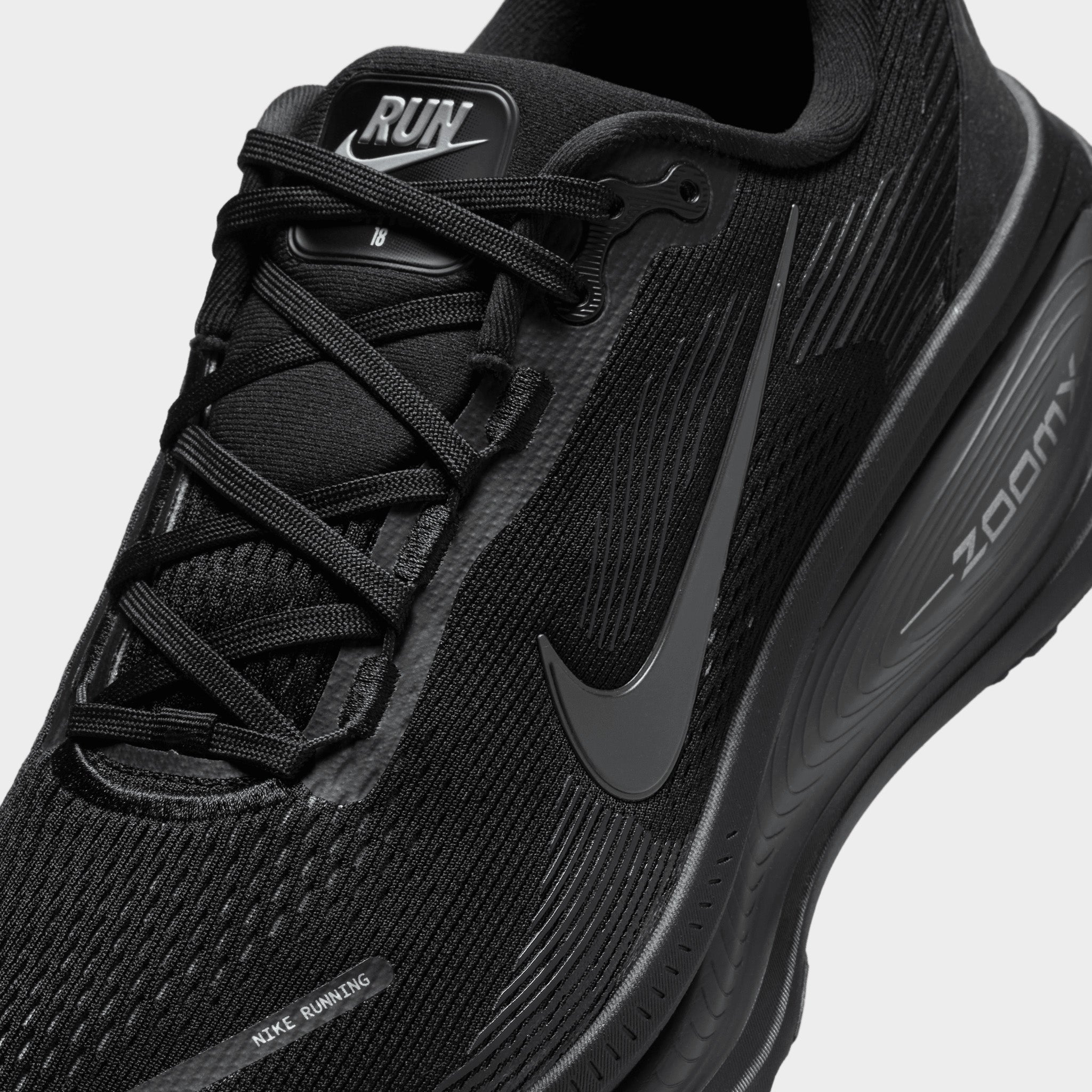 Nike Vomero 18 Black / Black - Dark Smoke Grey – JD Sports