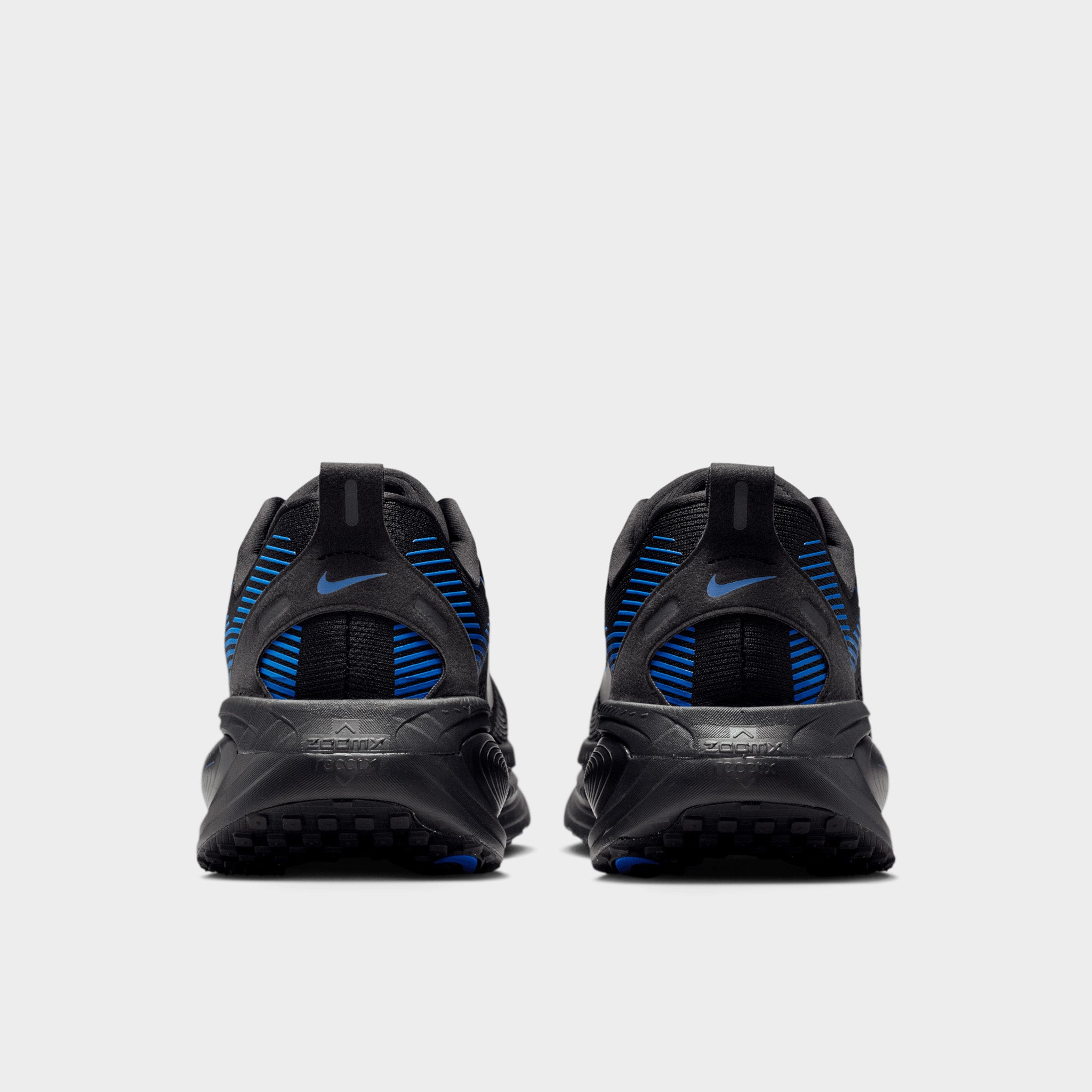Nike Vomero 18 Black / Black - Blue – JD Sports
