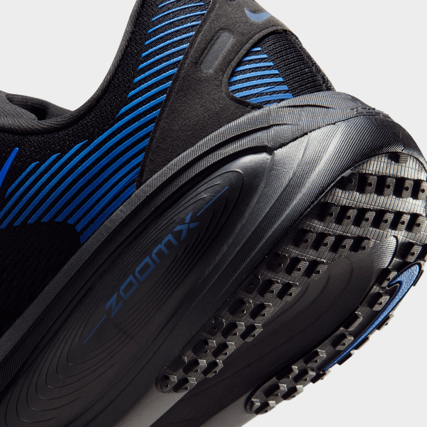 Nike Vomero 18 Black / Black - Blue