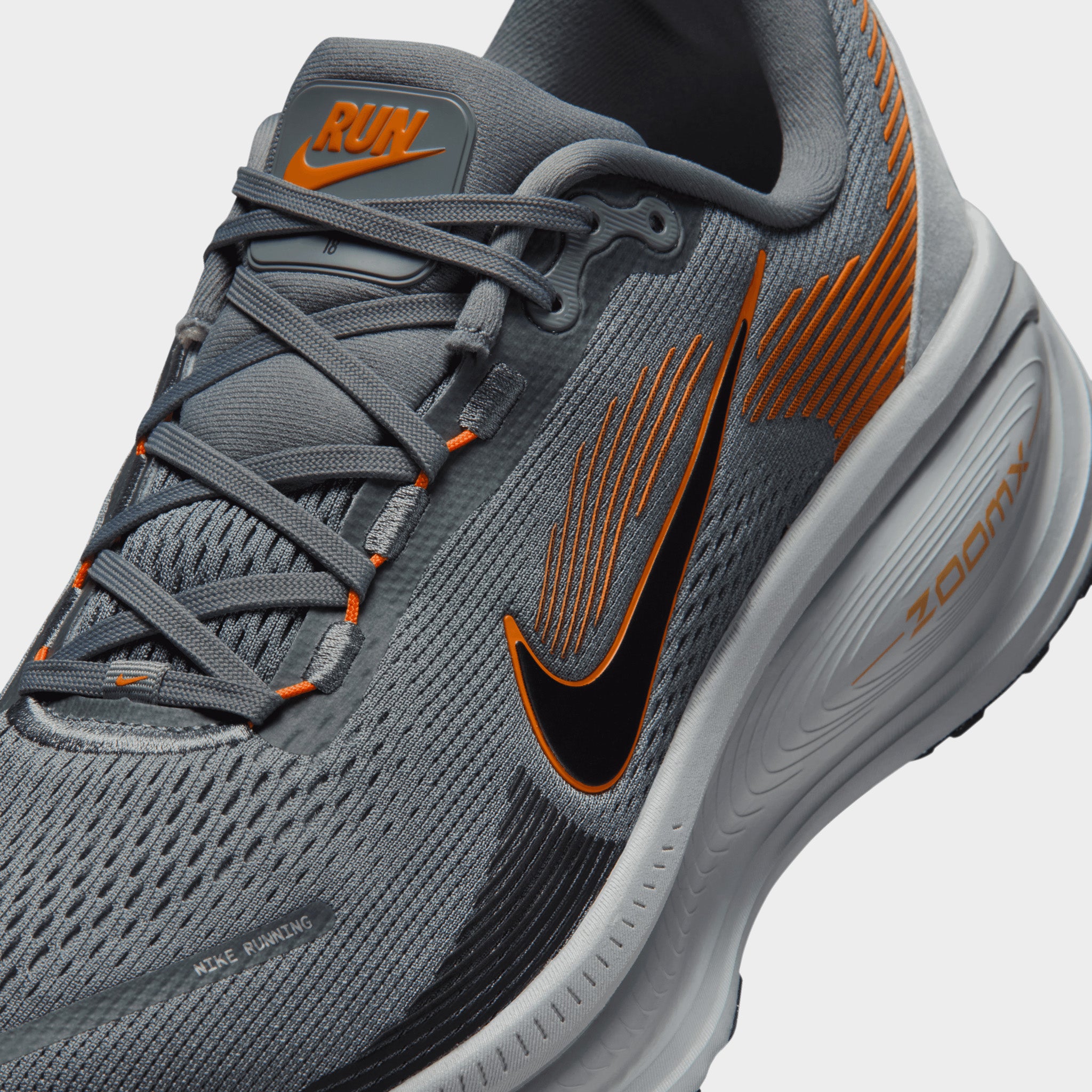 Nike Vomero 18 Cool Grey / Black – JD Sports