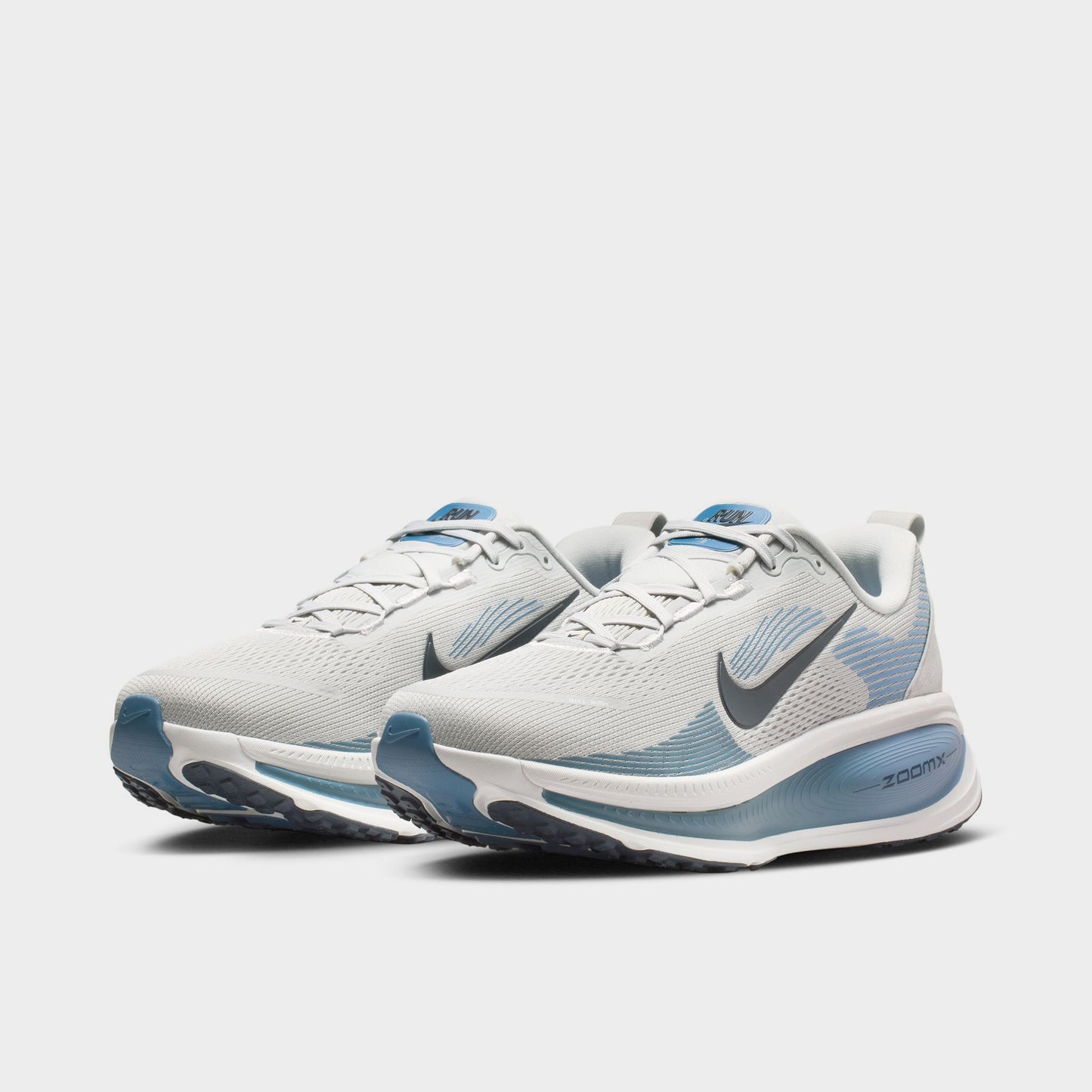 Nike Vomero 18 Gris Brume / Obsidienne Foncée - Blanc Cassé