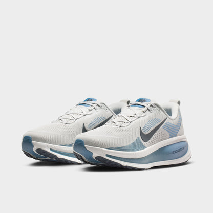 Nike Vomero 18 Gris Brume / Obsidienne Foncée - Blanc Cassé