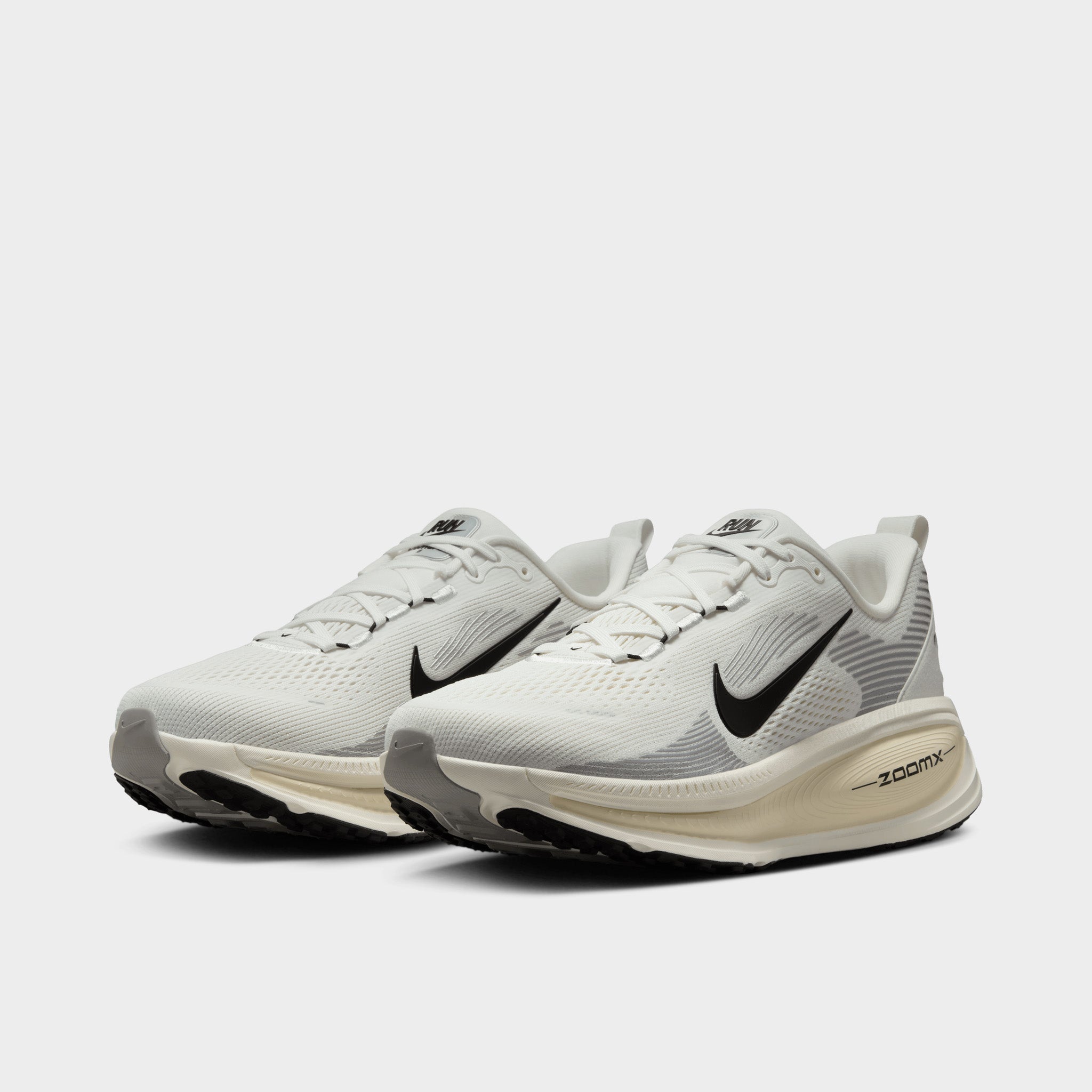Nike Vomero 18 Summit White / Black - Coconut Milk – JD Sports