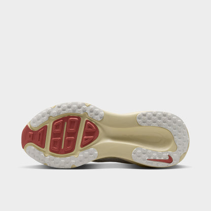 Nike Vomero 18 pour Femme Blanc Sommet / Argent Métallisé - Voile