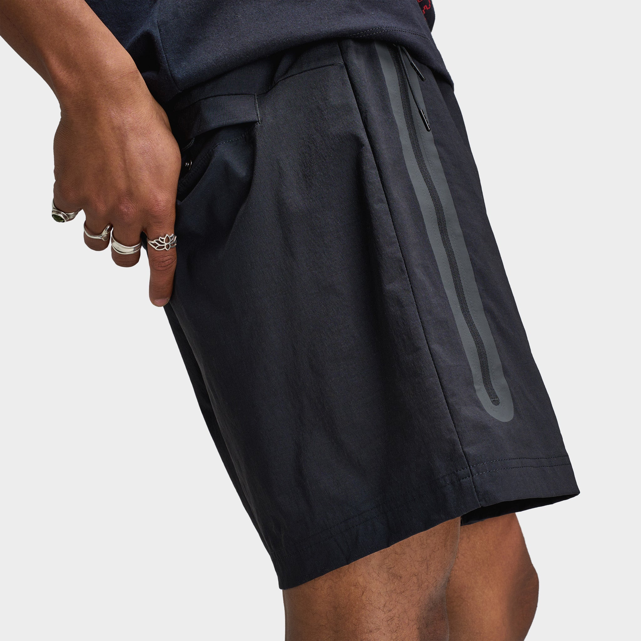 Nike Tech Woven Shorts Black / Black – JD Sports