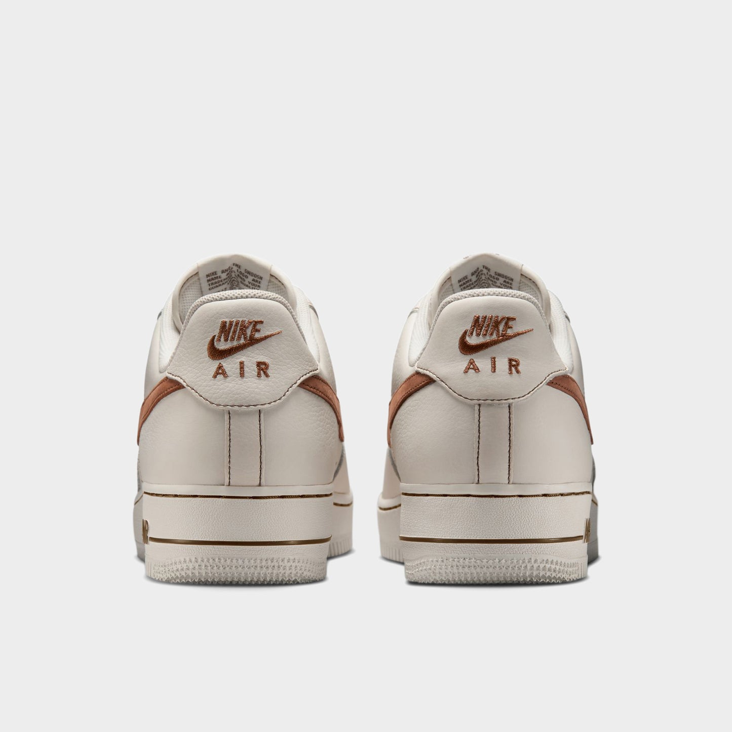 Nike Air Force 1 '07 LV8 Ivory / Saddle Brown