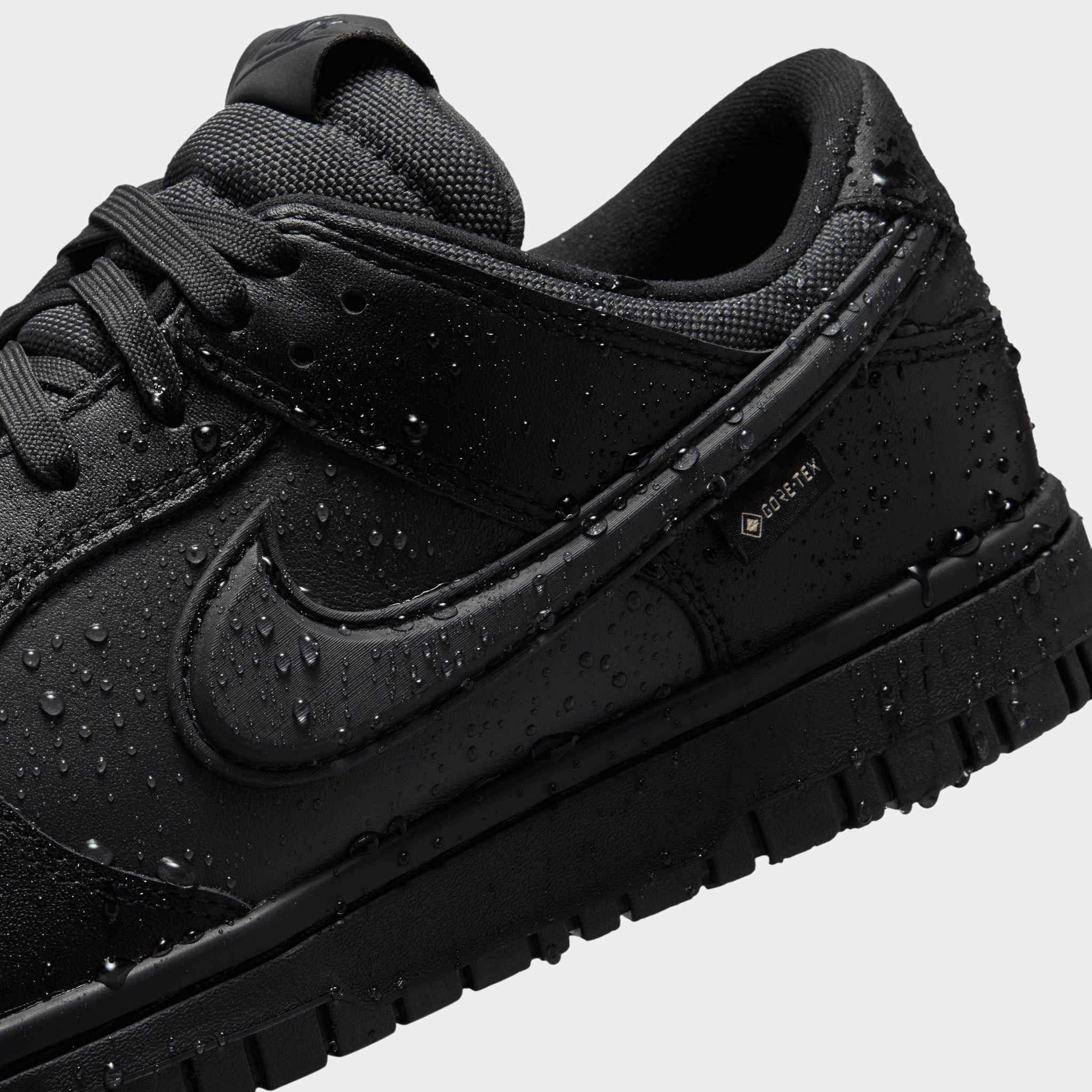 Nike Dunk GTX Black / Black – JD Sports