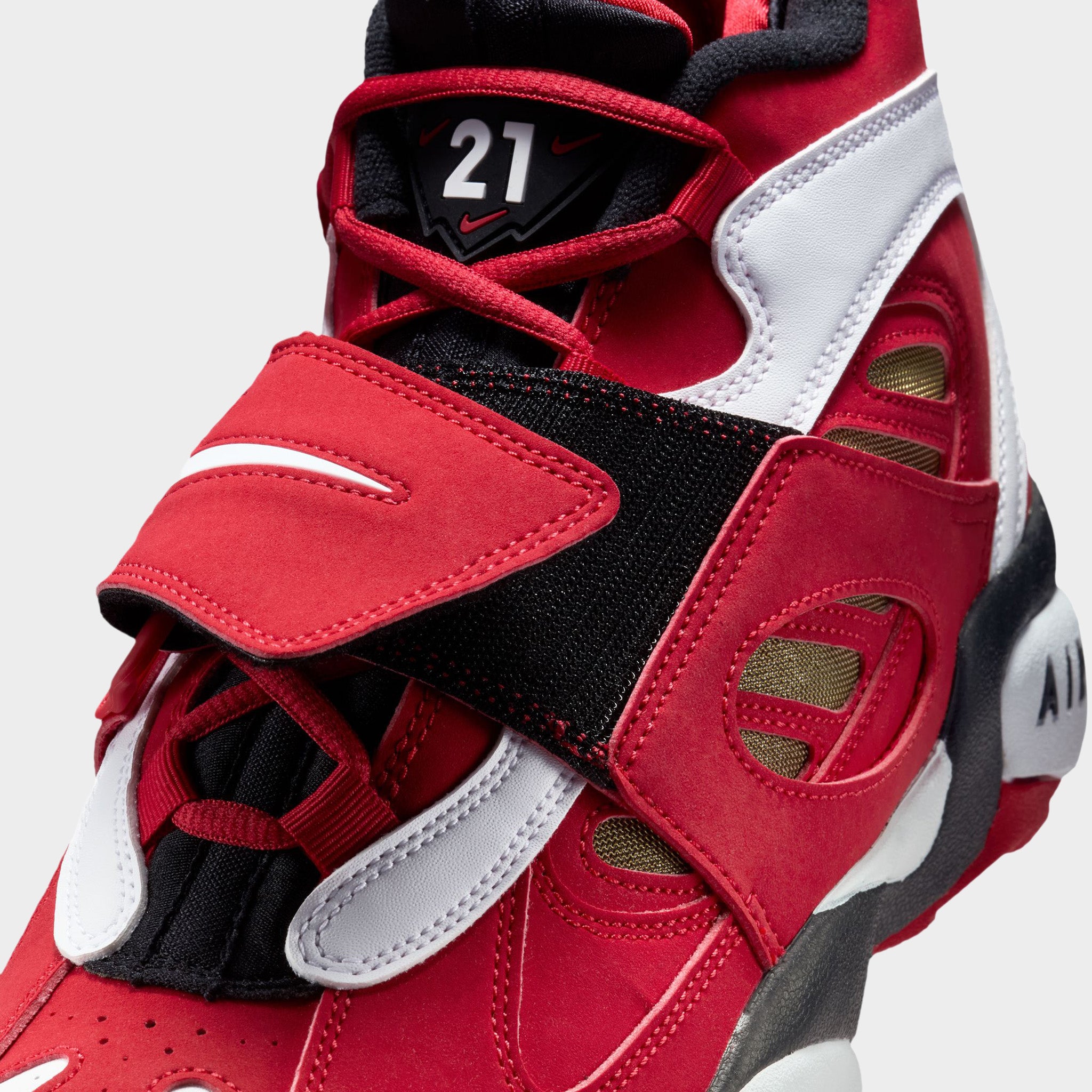 Nike Air Diamond Turf Prime Red / Black – JD Sports