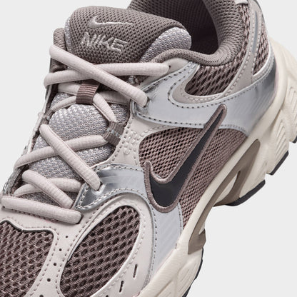Nike V5 RNR GS Cave Stone / Noir - Gris collège