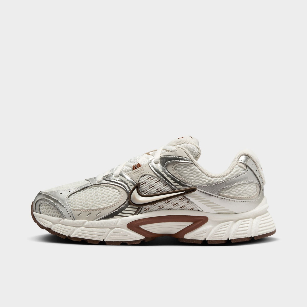 Nike Women's V5 RNR Salt / Light Orewood Brown - Fauna Brown side view, cream and brown sneakers with mesh panels and Nike Swoosh.