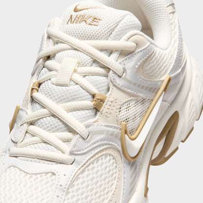 Nike Femme V5 RNR Voile / Voile - Beige Parachute