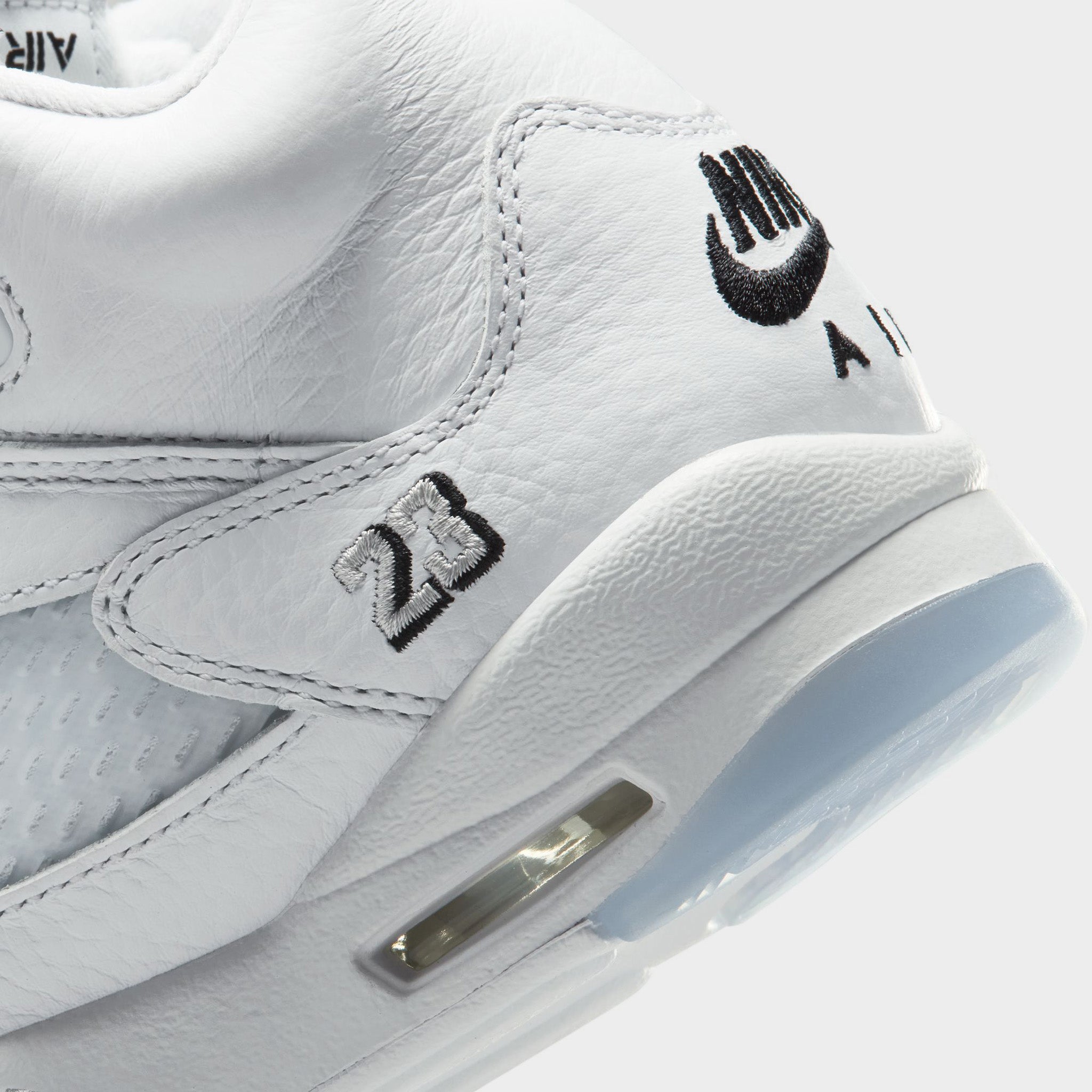 Jordan 5 Retro GS White / Black - Metallic Silver – JD Sports