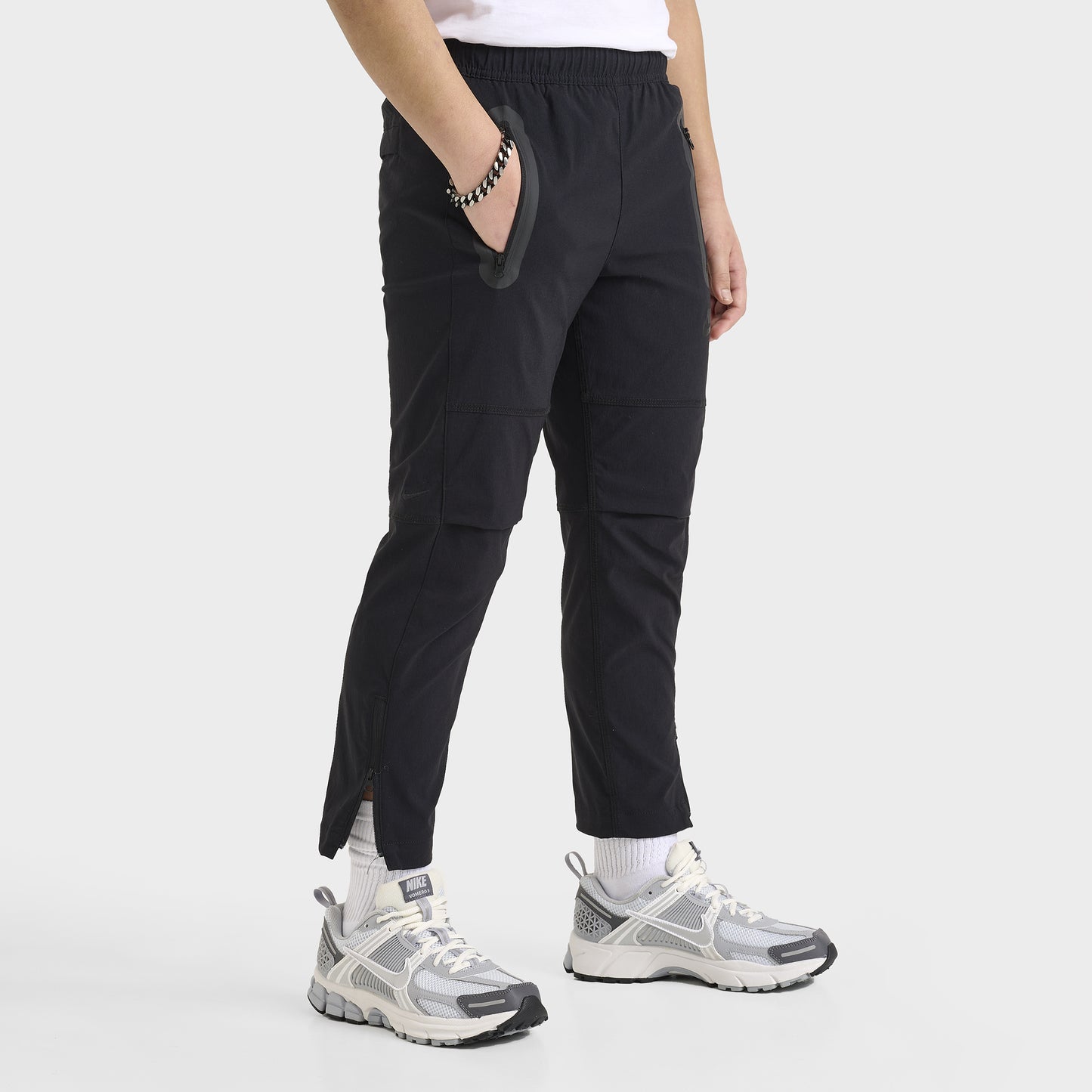 Nike Sportswear Junior Boys' Tech Woven Joggers Black / Black - Black