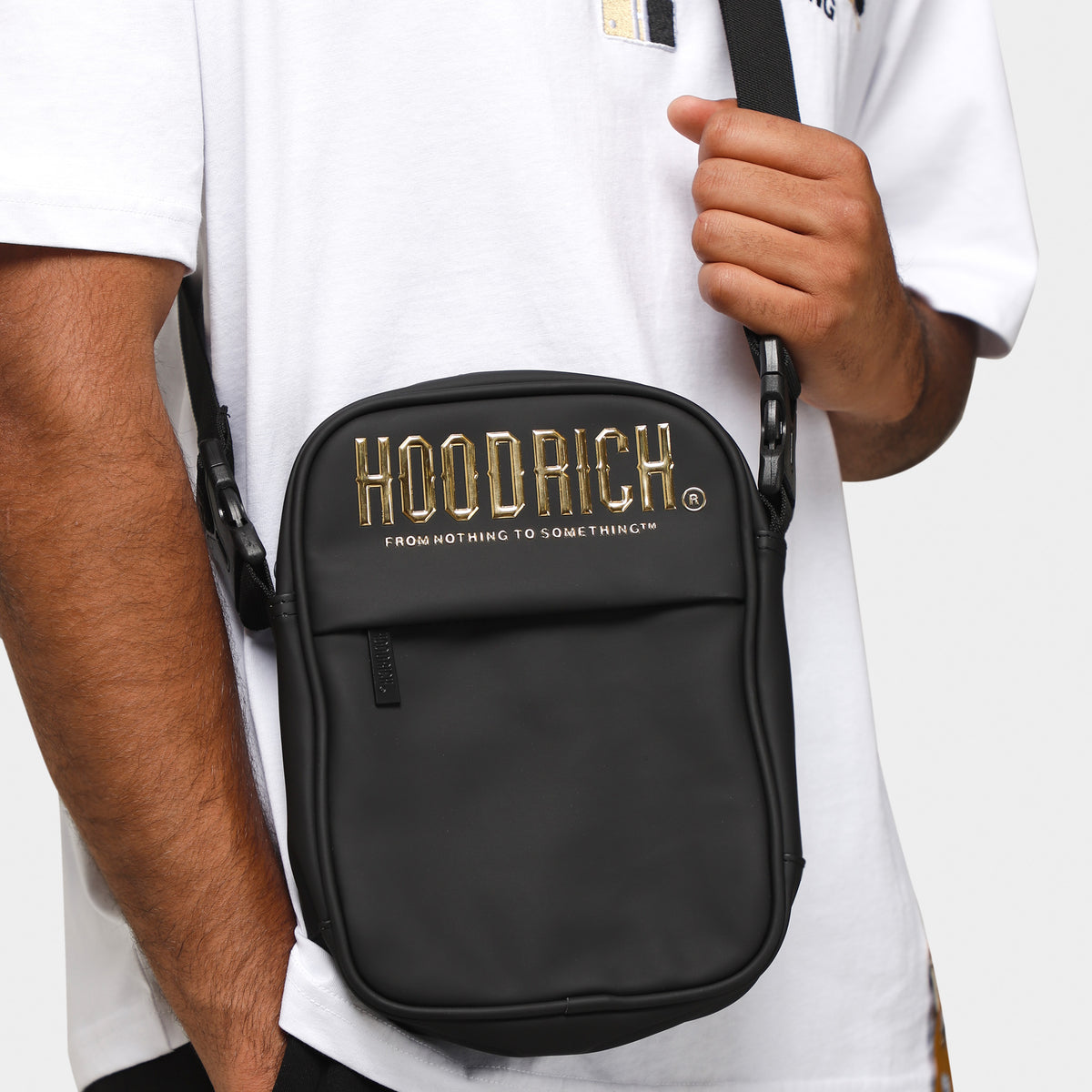 Hoodrich OG Chromatic Mini Bag Black / Gold | JD Sports Canada
