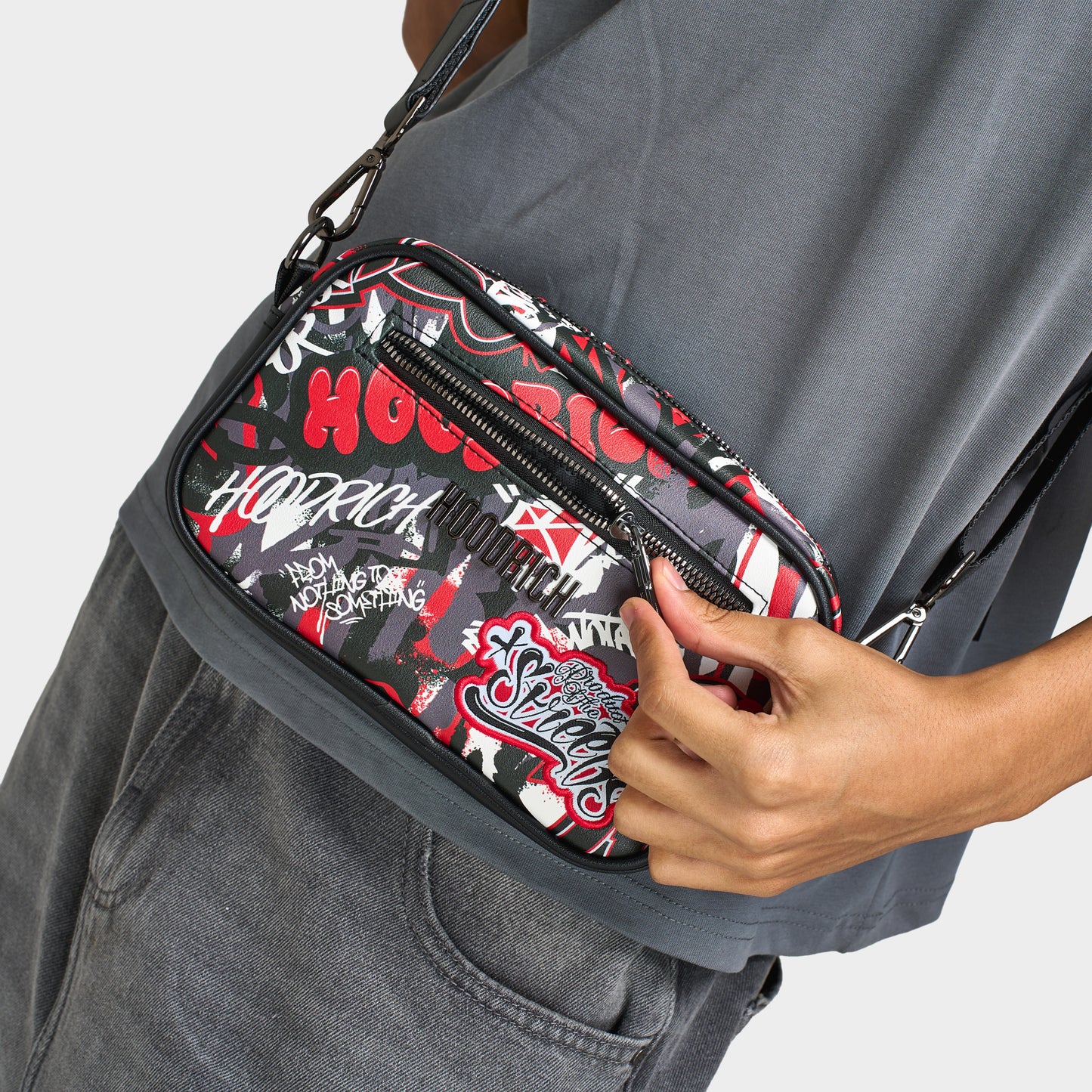 Hoodrich Sac bandoulière Graffiti / Multi