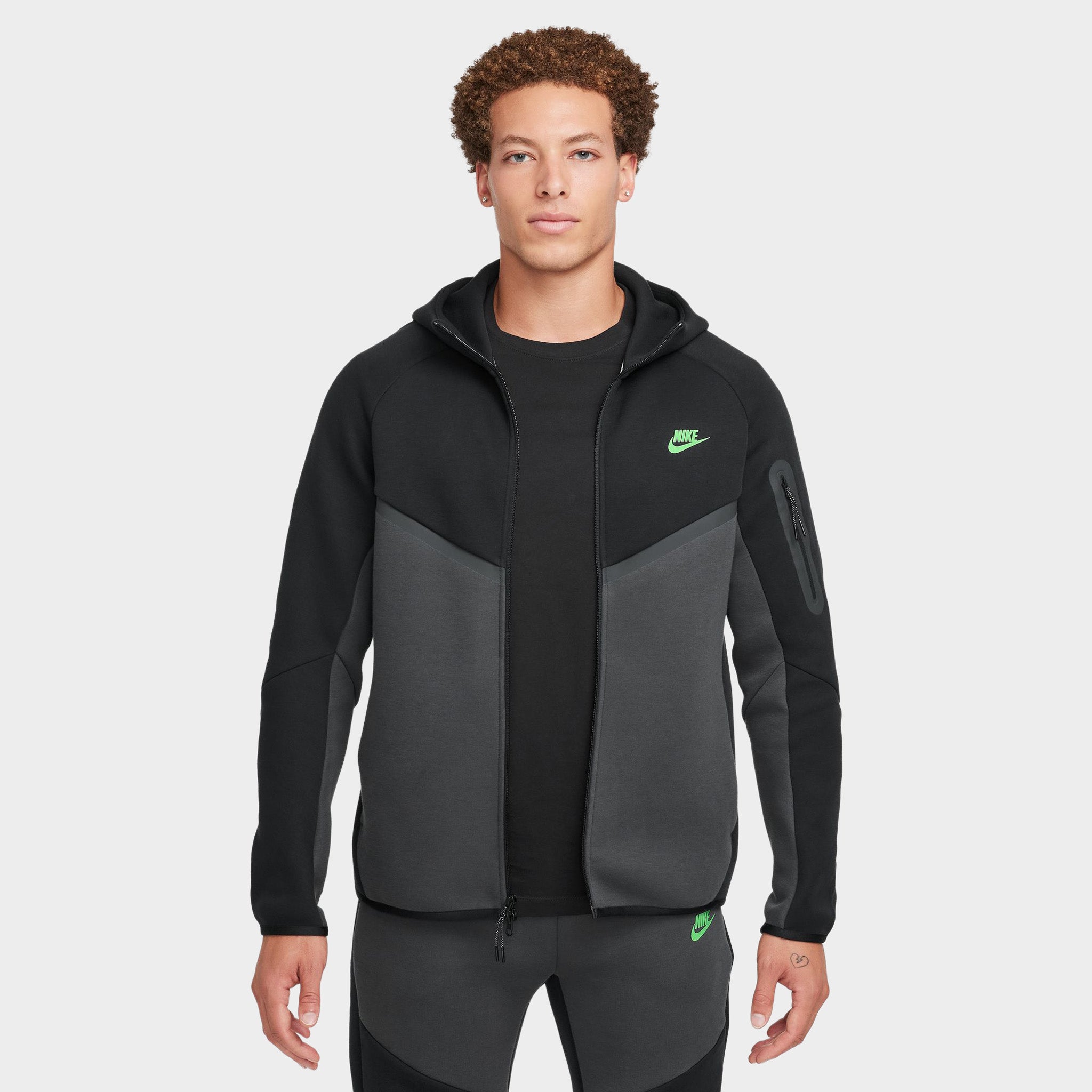Nike Tech Fleece | Athleisure Styles & Performance Wear | JD