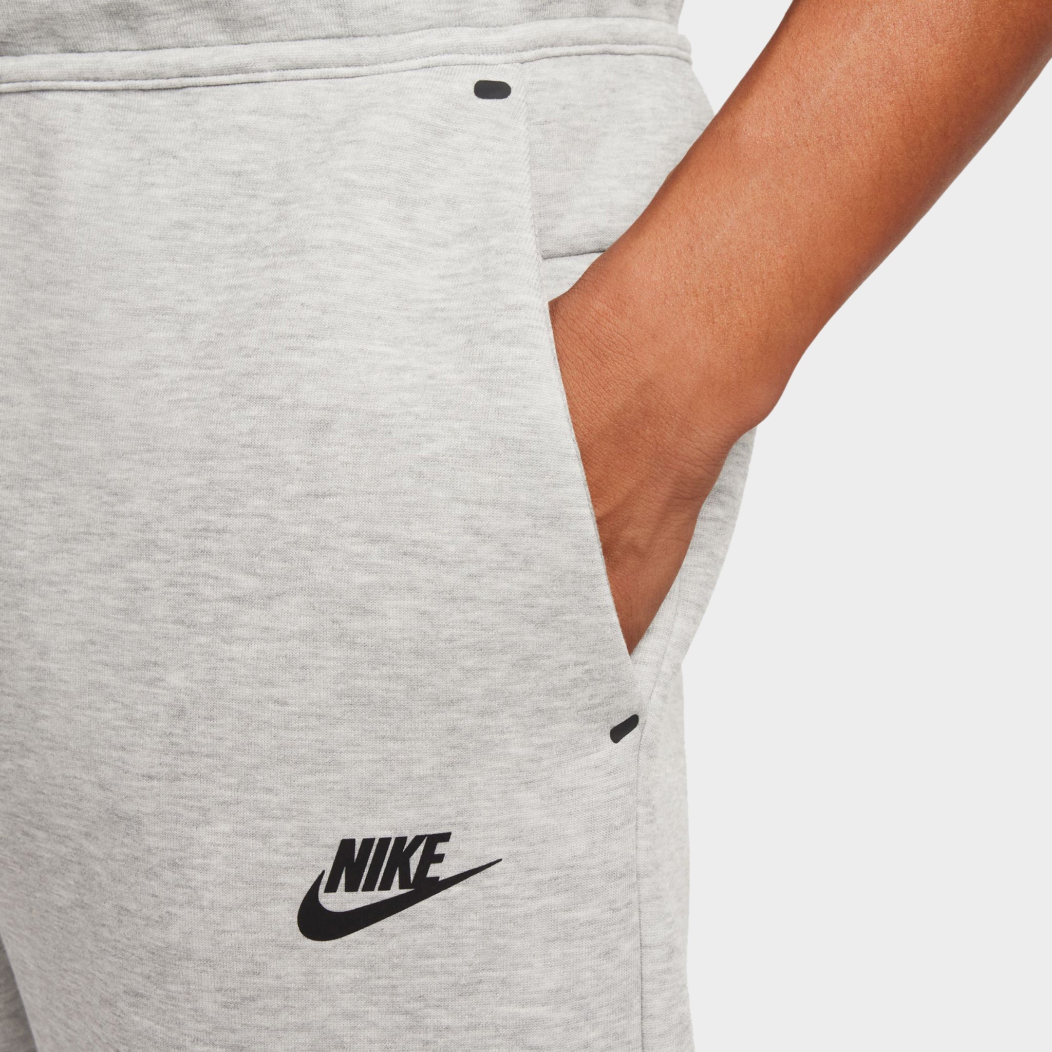 Nike Tech Fleece Joggers Dark Grey Heather / Black – JD Sports