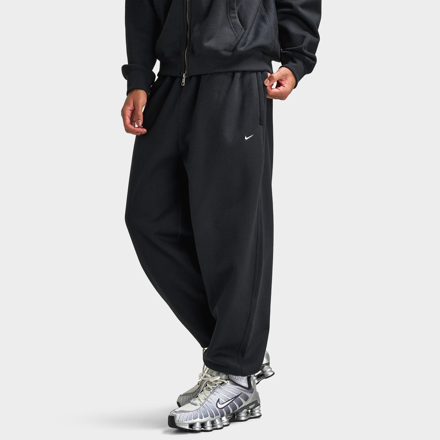 Nike Solo Swoosh Fleece Pants Black / White