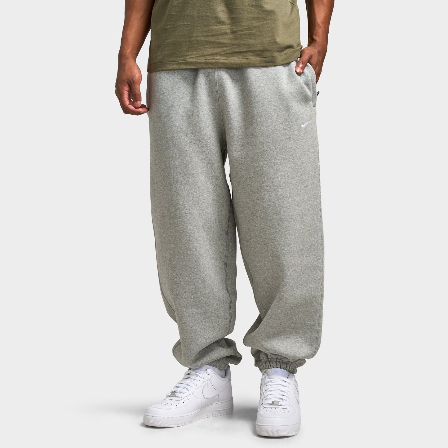 Nike Solo Swoosh Pantalon en molleton Gris foncé chiné / Blanc