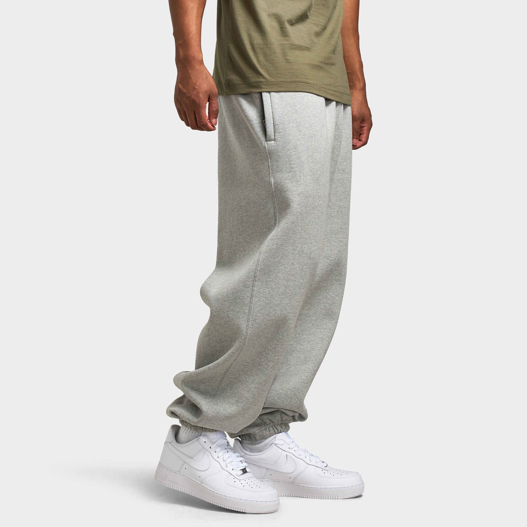 Nike Solo Swoosh Fleece Pants Dark Heather Grey / White – JD Sports