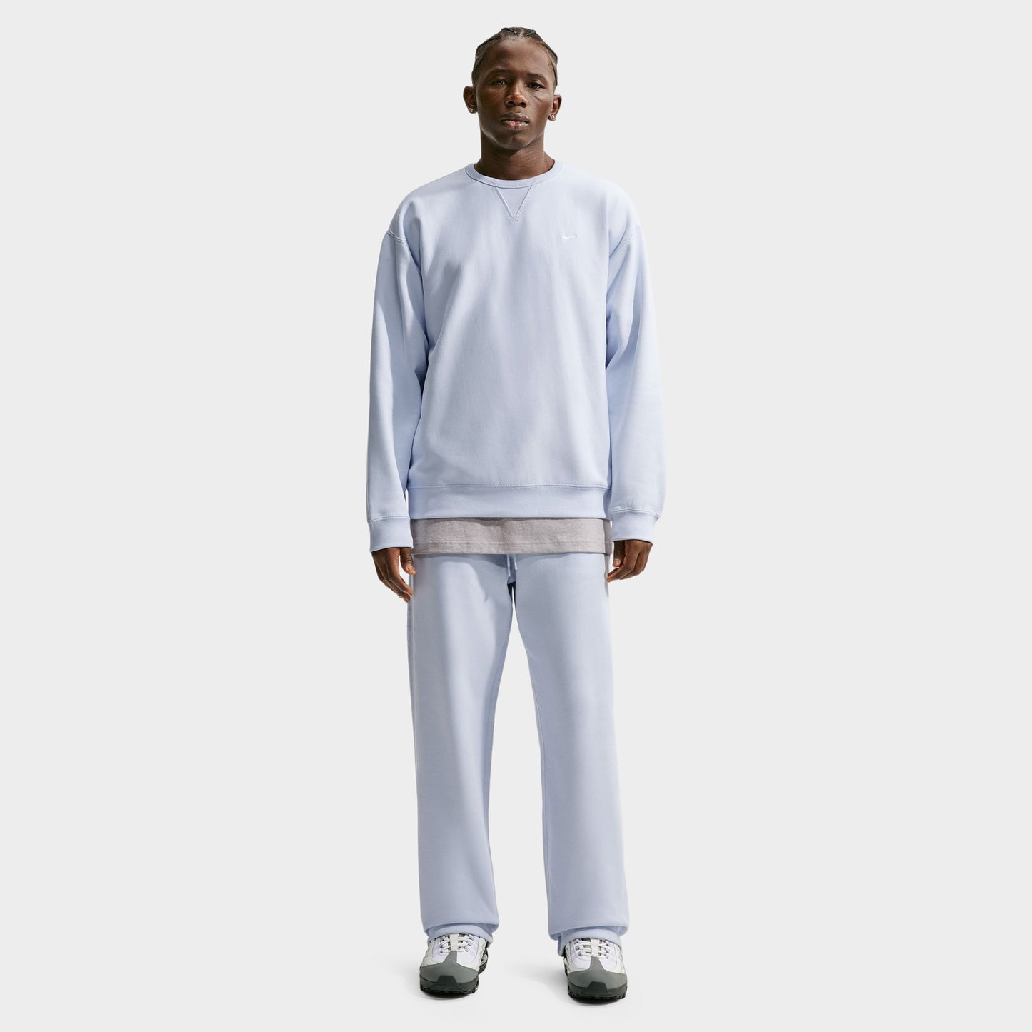 Nike Solo Swoosh Pantalon à ourlet ouvert / Gris football