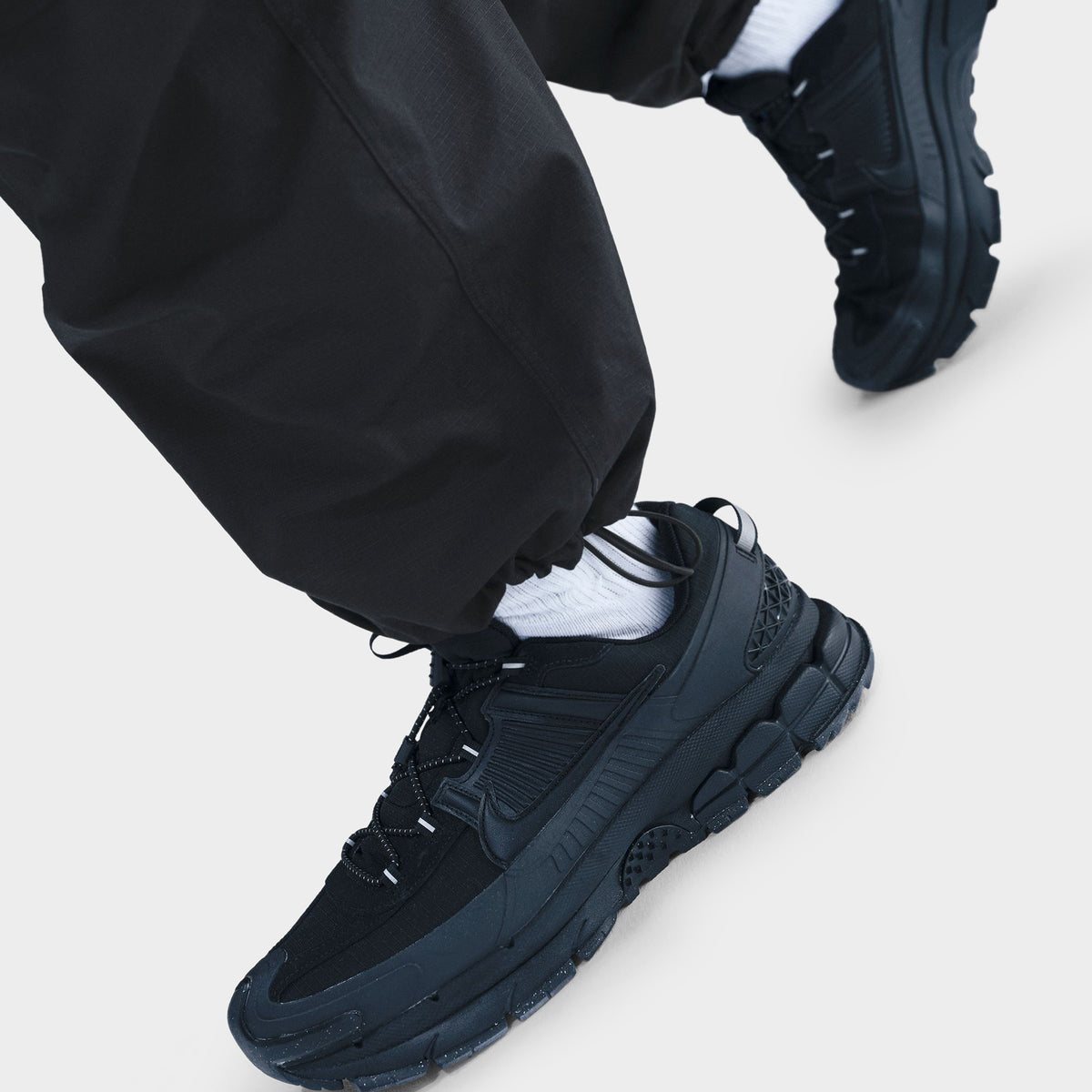 Nike Club Woven Cargo Pants / Black