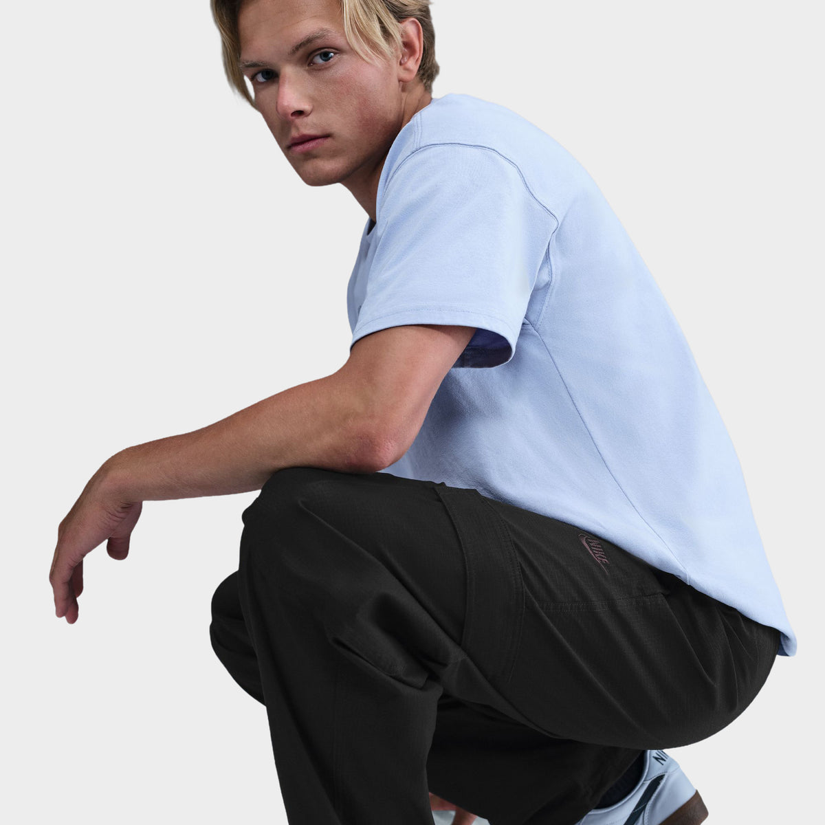 Nike Club Woven Cargo Pants / Black