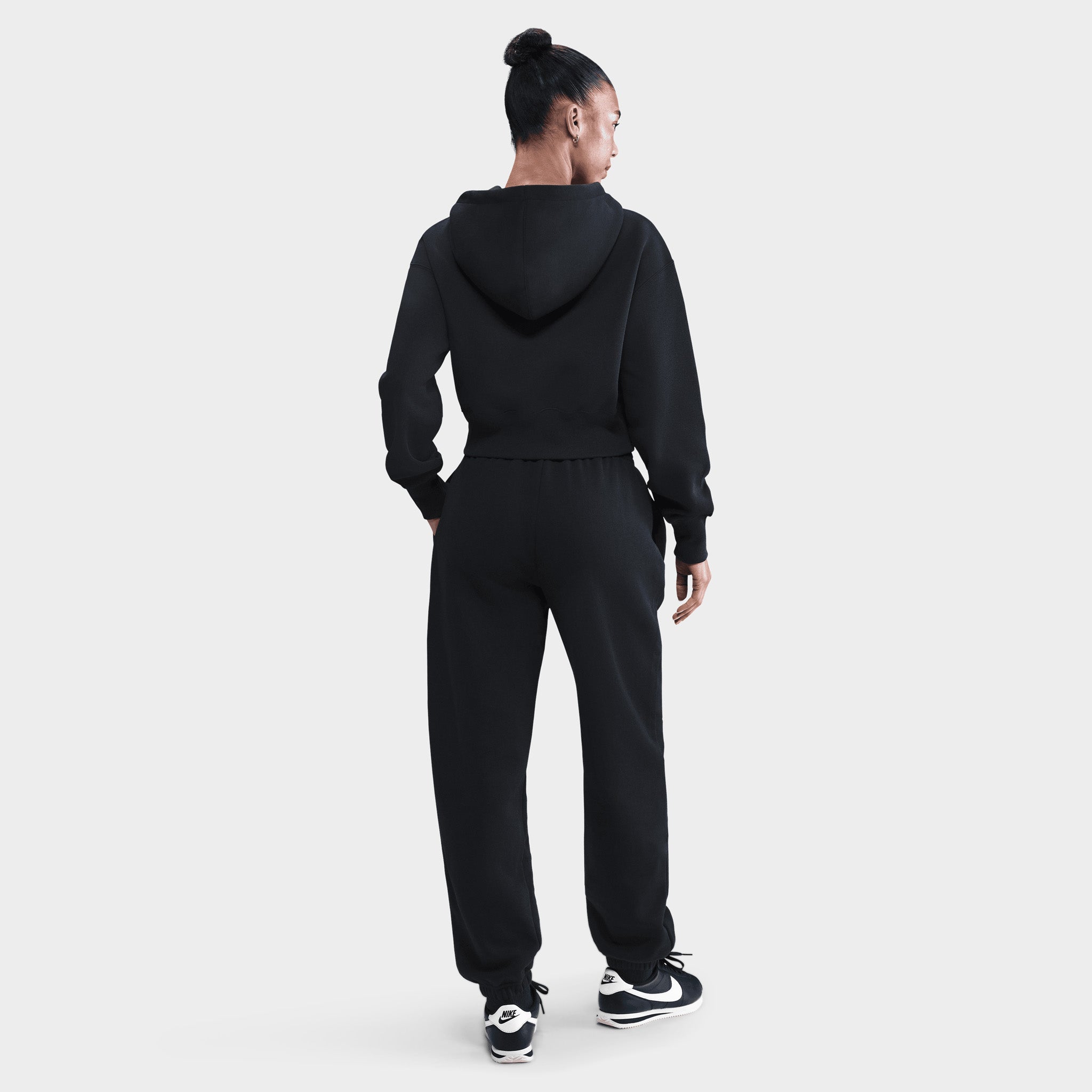 latte620　レディース　BLK S Nike Sportswear Women's Phoenix Fleece Crop Fullzip Hoodie / Black